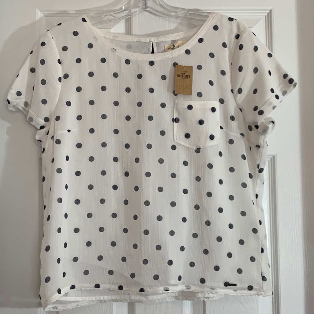 BRAND NEW Hollister Shirt